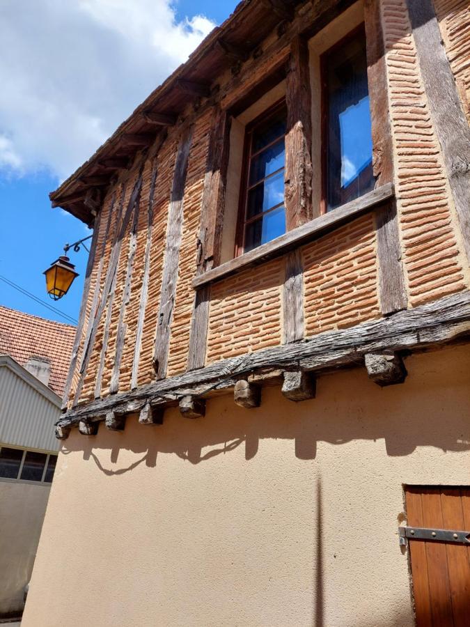 Moderne Historique Apartment Bergerac Exterior photo